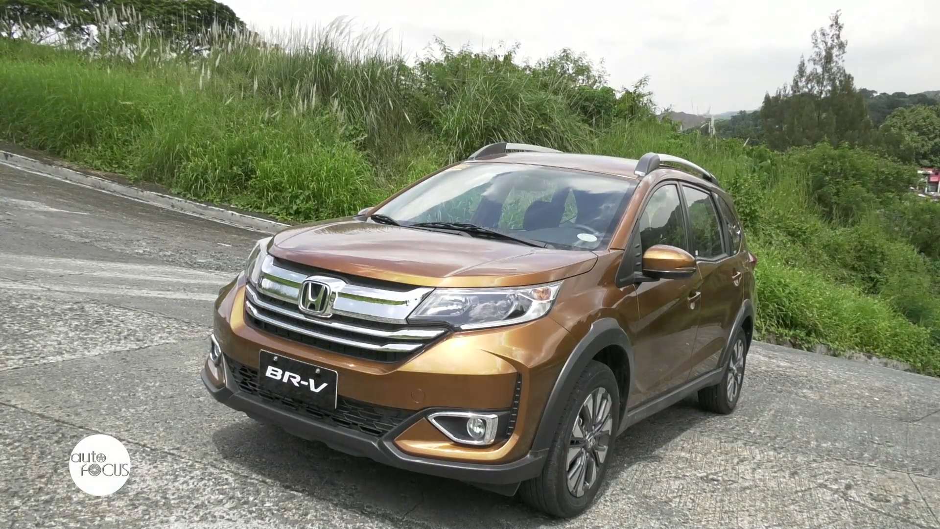 Honda BR-V i-VTEC S - 2019 - Specifications, Features, Pictures & Videos —  Tyre Point